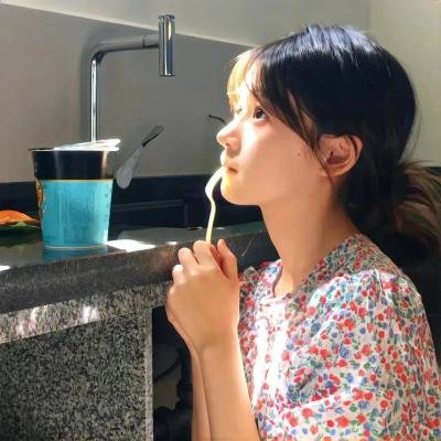 钢铁少女团2 在线观看